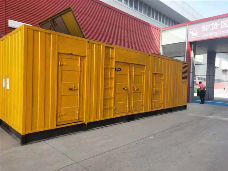 新河柴油发电机组预热机油时需要注意哪些安全事项?